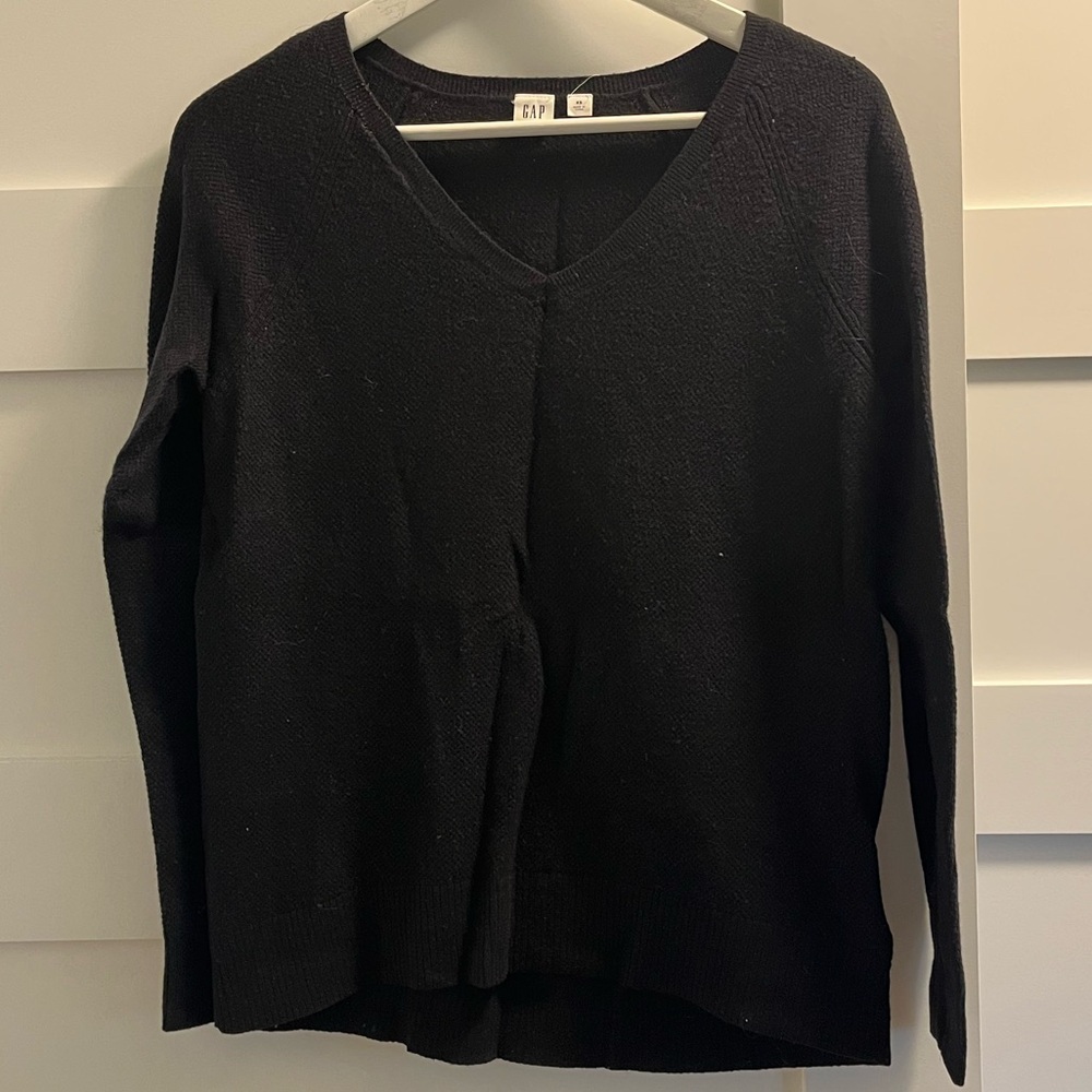 GAP Classic Black Knit Sweater